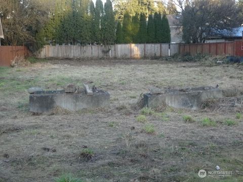 2712 H Street SE Auburn WA 98002