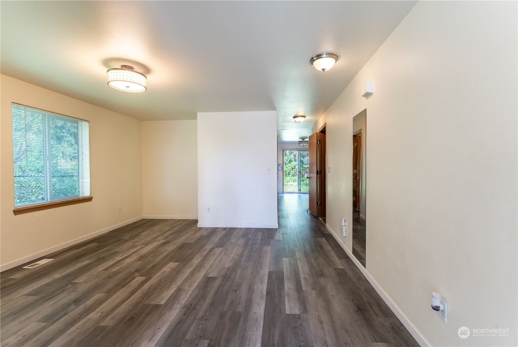 Photo of 155 Aspen Lane N, Pacific, WA 98047 (MLS # 2063553)