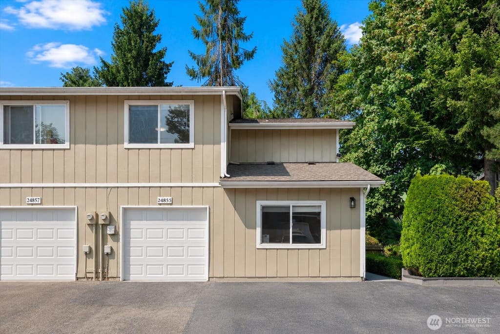 Photo of 24855 145th Lane SE, Kent, WA 98042 (MLS # 2561210)