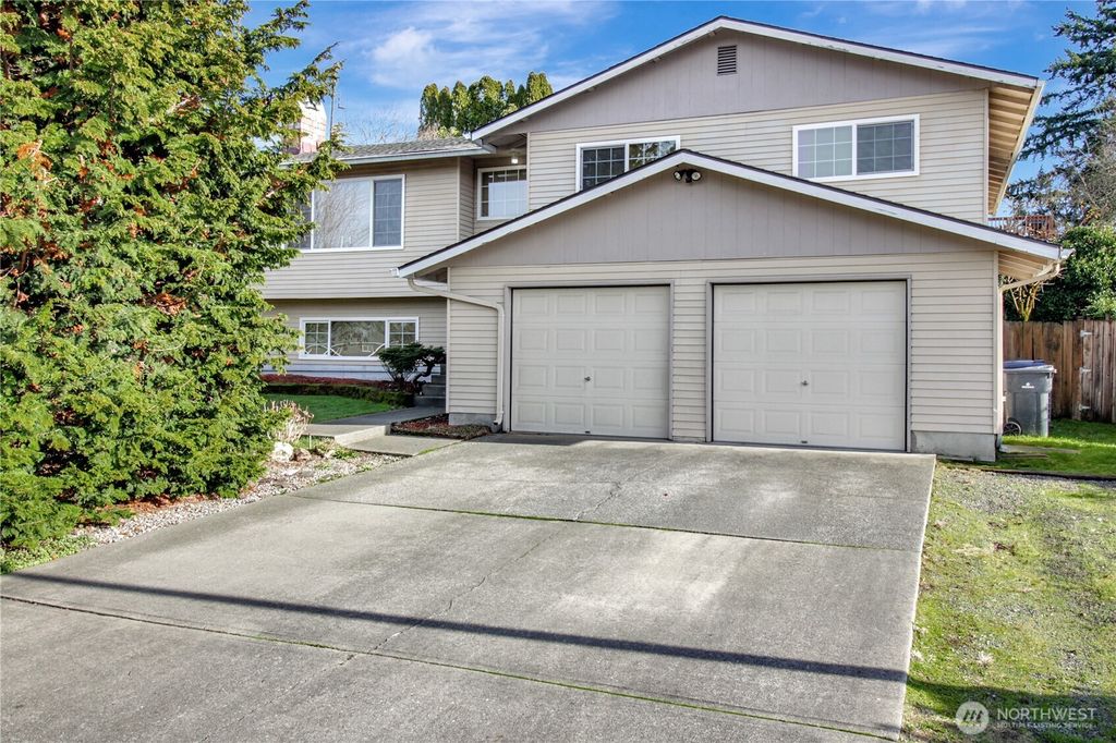 Photo of 9805 62nd Drive NE, Marysville, WA 98270 (MLS # 2456480)