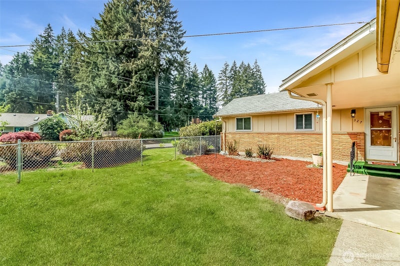 327 Logger Court SE