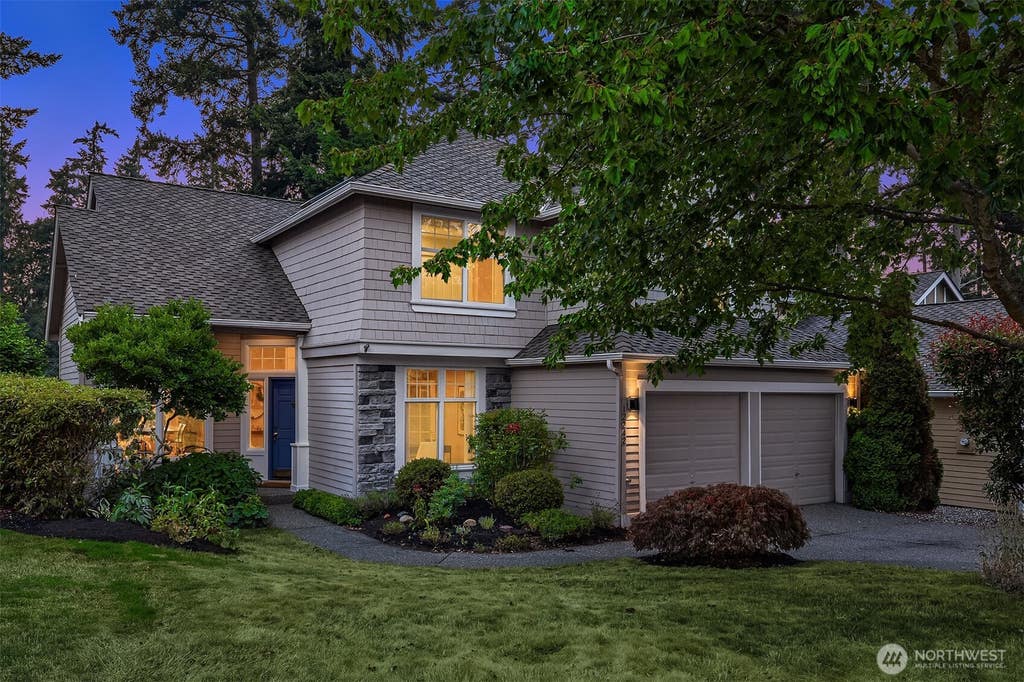Photo of 12242 Championship Circle, Mukilteo, WA 98275 (MLS # 2565658)