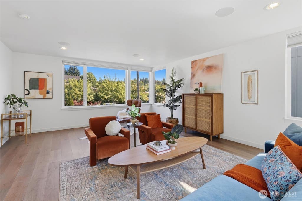 Photo of 2415 NE 77th Street, Seattle, WA 98115 (MLS # 2568431)