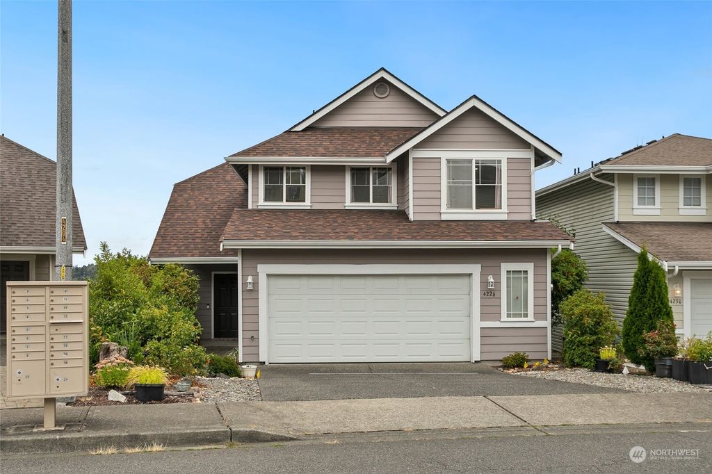 Photo of 4226 S 137th Street, Tukwila, WA 98168 (MLS # 2271399)