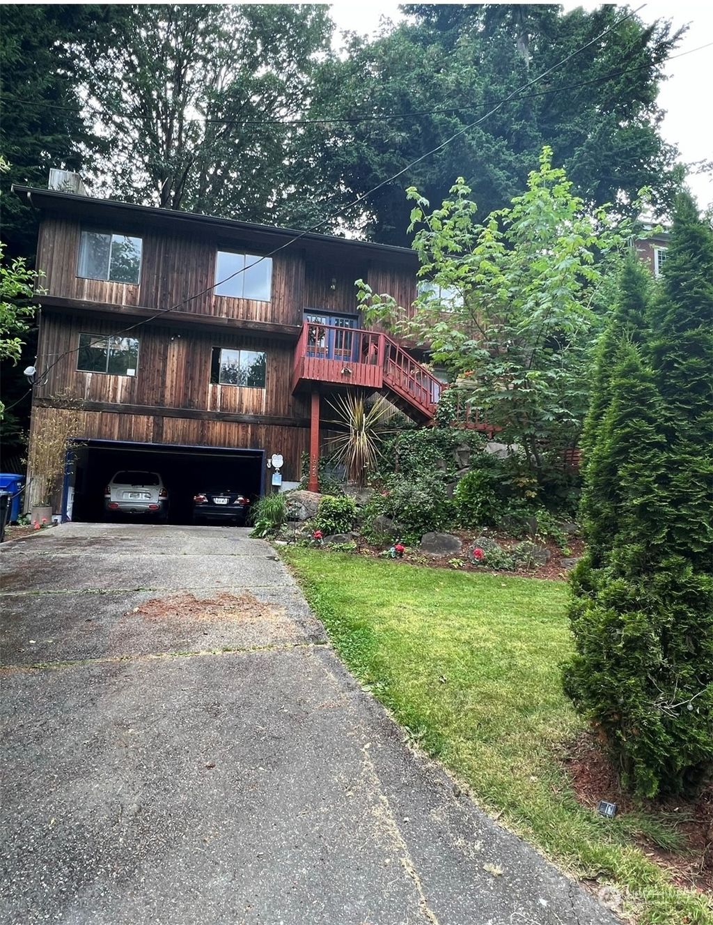 Photo of 1925 32nd Avenue W, Seattle, WA 98199 (MLS # 2229545)