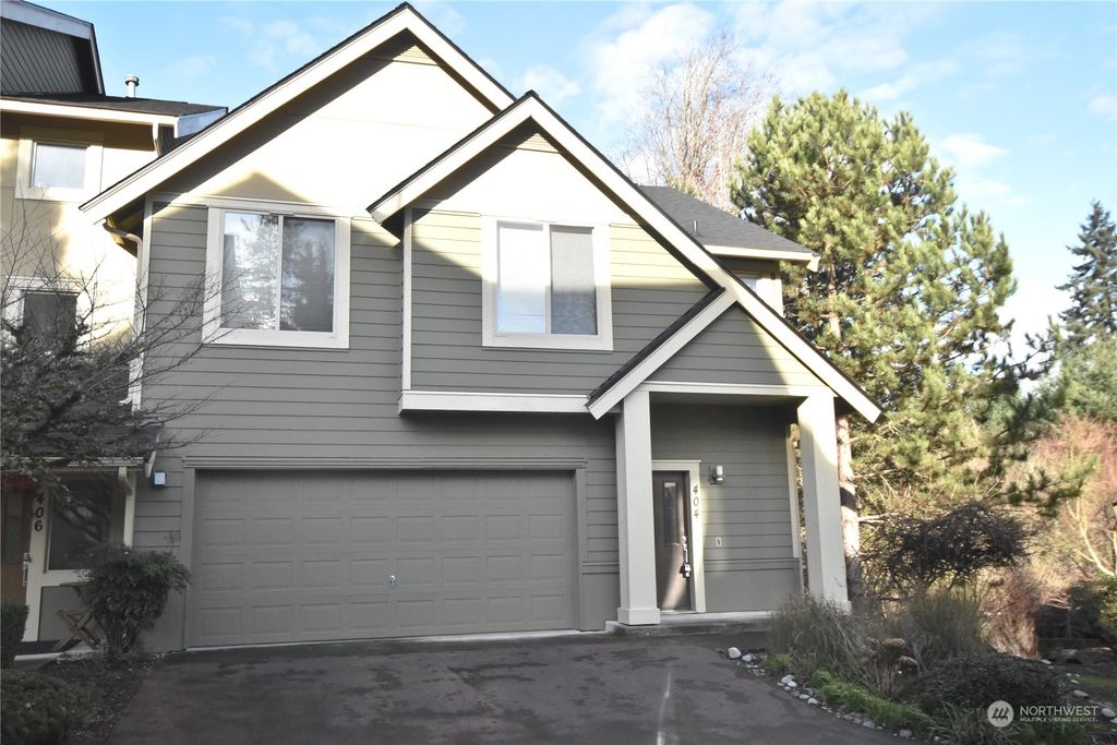 Photo of 404 NW Pebble Lane, Issaquah, WA 98027 (MLS # 2197788)