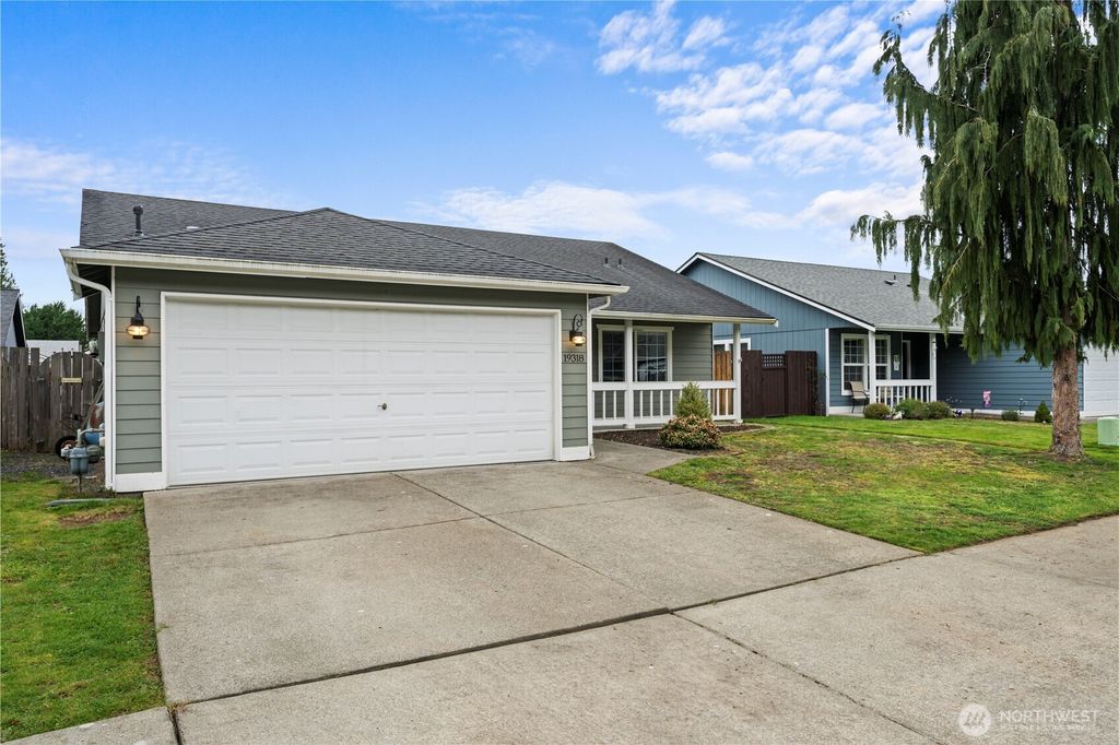 Photo of 19318 46th Drive NE, Arlington, WA 98223 (MLS # 2487681)
