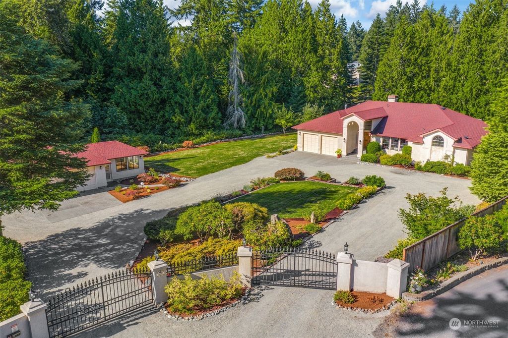 Photo of 18211 124th Avenue SE, Renton, WA 98058 (MLS # 2154464)