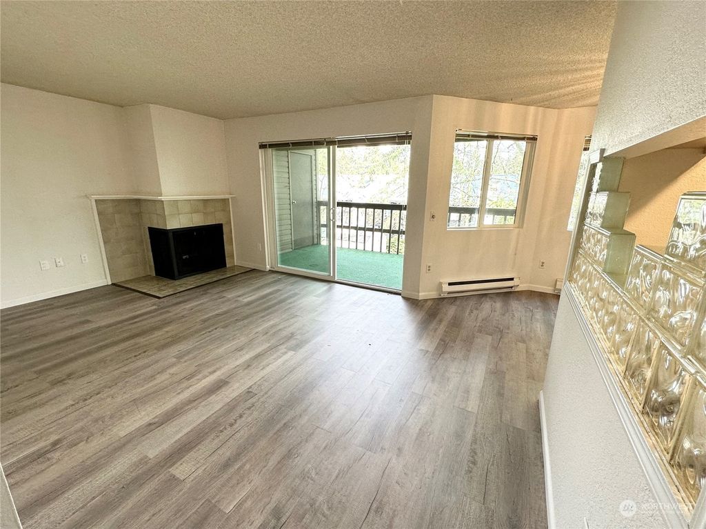 Photo of 14620 NE 35th Street #205, Bellevue, WA 98007 (MLS # 2178089)