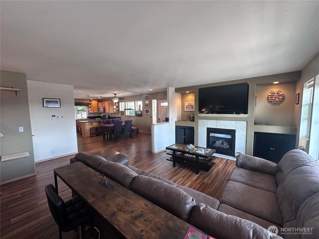 Photo of 105 N Lafayette Avenue, Bremerton, WA 98312 (MLS # 2566656)