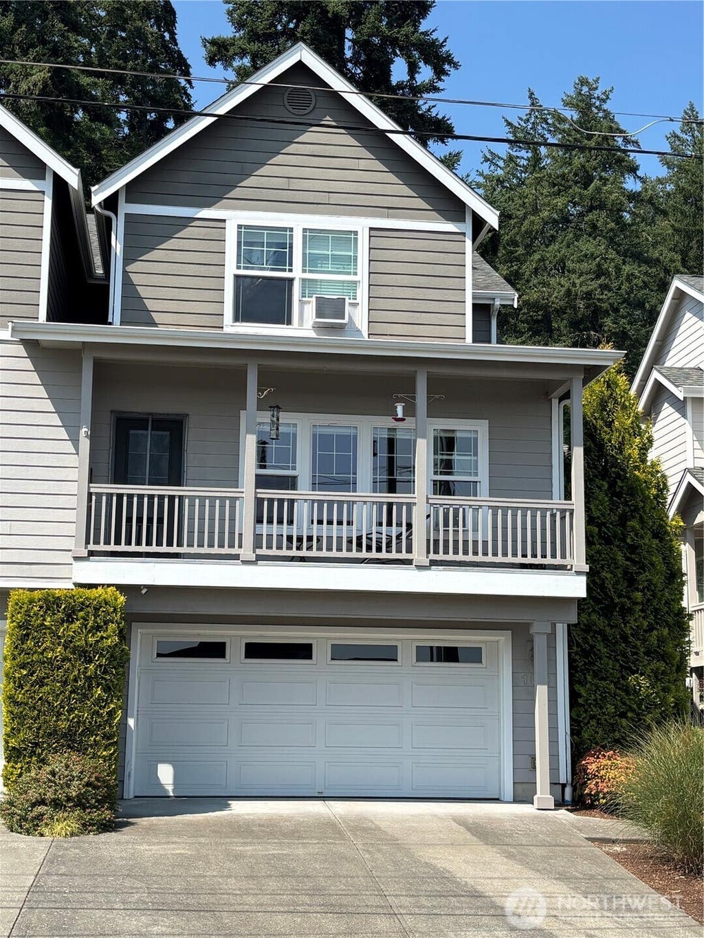 Photo of 105 N Lafayette Avenue, Bremerton, WA 98312 (MLS # 2566656)