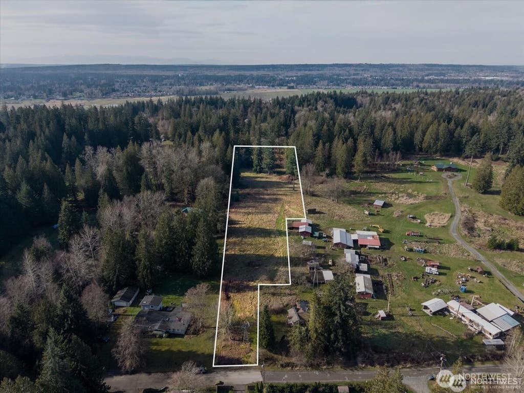 Photo of 11212 87th Avenue NE, Marysville, WA 98271 (MLS # 2555866)