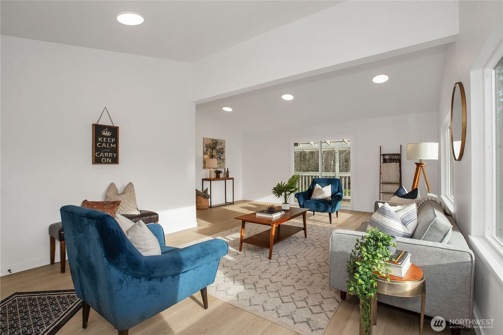 Photo of 5912 Sunset Avenue NE, Bremerton, WA 98311 (MLS # 2471571)