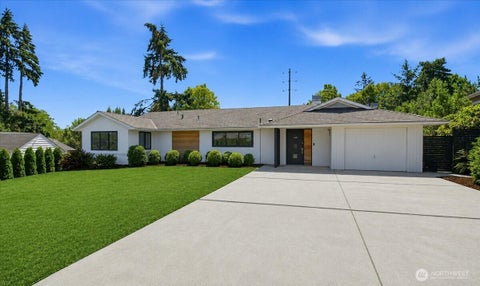 Photo of 9827 Belfair Road, Bellevue, WA 98004 (MLS # 2563153)