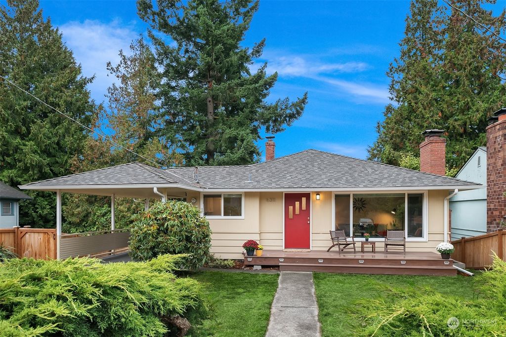 Photo of 6311 21st Avenue SW, Seattle, WA 98106 (MLS # 2161547)