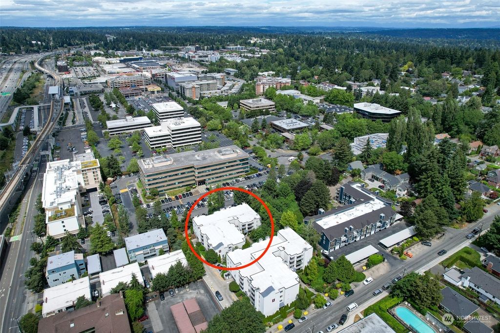 Photo of 130 NE 95th Street #B-302, Seattle, WA 98115 (MLS # 2258059)