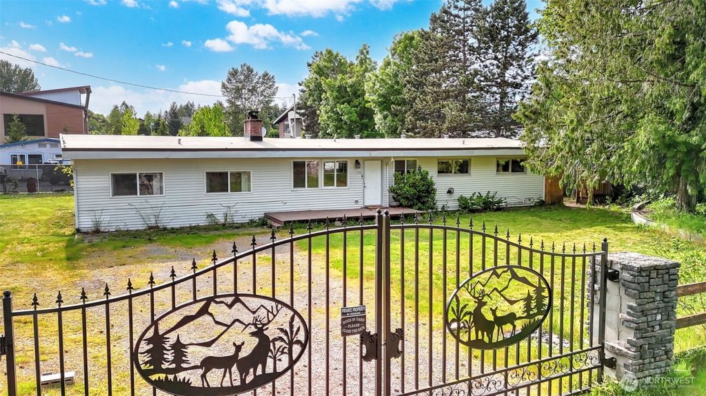 Photo of 27223 154th Avenue SE, Kent, WA 98042 (MLS # 2330672)