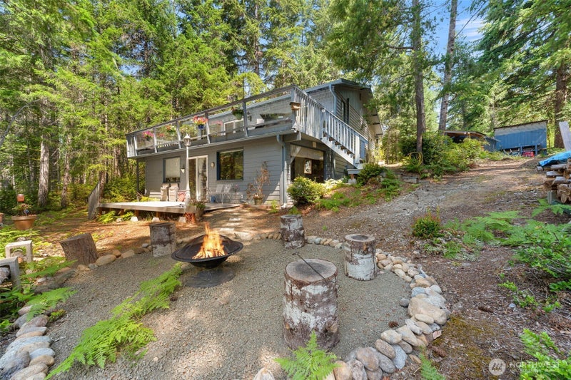381 NE Tahuya Boulevard