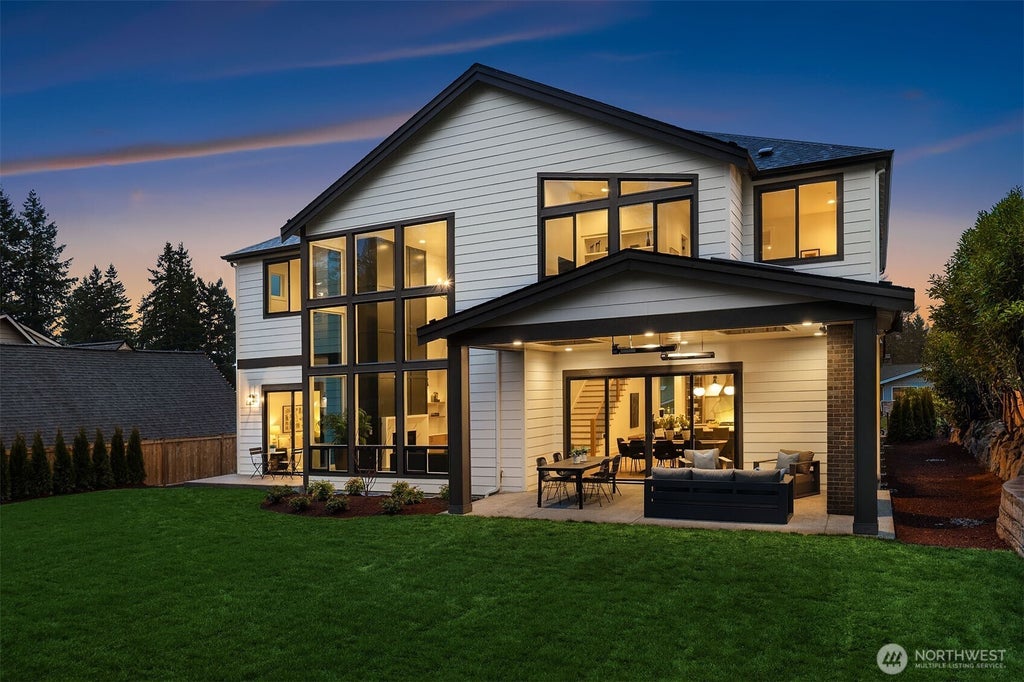 Photo of 16544 SE 28th Street, Bellevue, WA 98008 (MLS # 2487819)