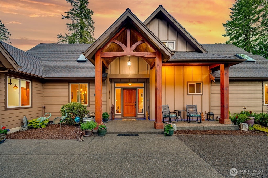 Photo of 195 Patriot Road, Woodland, WA 98674 (MLS # 2536539)