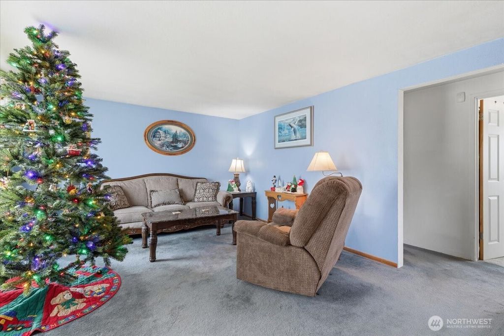 Photo of 554 N Central Drive, Moses Lake, WA 98837 (MLS # 2461682)