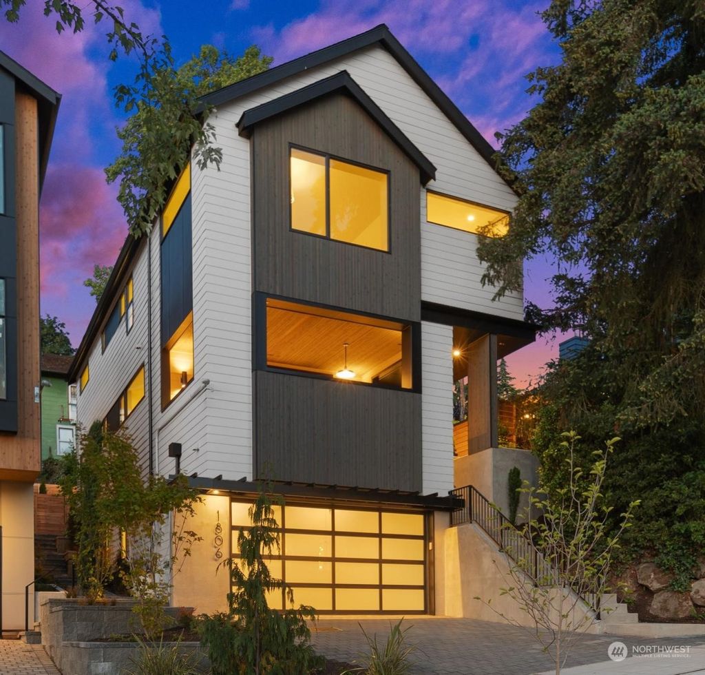 Photo of 1806 31st Avenue, Seattle, WA 98122 (MLS # 2299889)