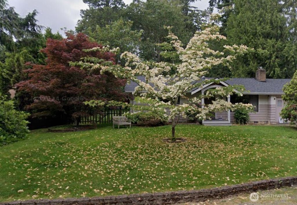 Photo of 7020 NE 134th Street, Kirkland, WA 98034 (MLS # 2444100)