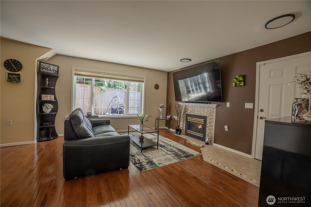 Photo of 15633 44th Avenue W #B-1, Lynnwood, WA 98087 (MLS # 2551661)