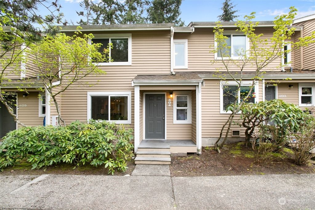 Photo of 23816 12th Place S #404, Des Moines, WA 98198 (MLS # 2063006)