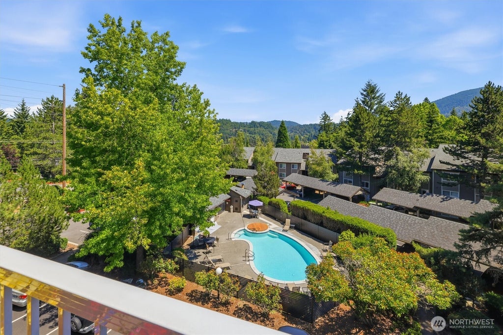 Photo of 210 Mountain Park Boulevard SW #F303, Issaquah, WA 98027 (MLS # 2502773)