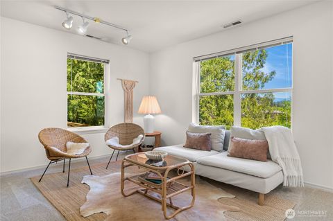 Photo of 808 20th ST #208, Bellingham, WA 98226 (MLS # 2519125)