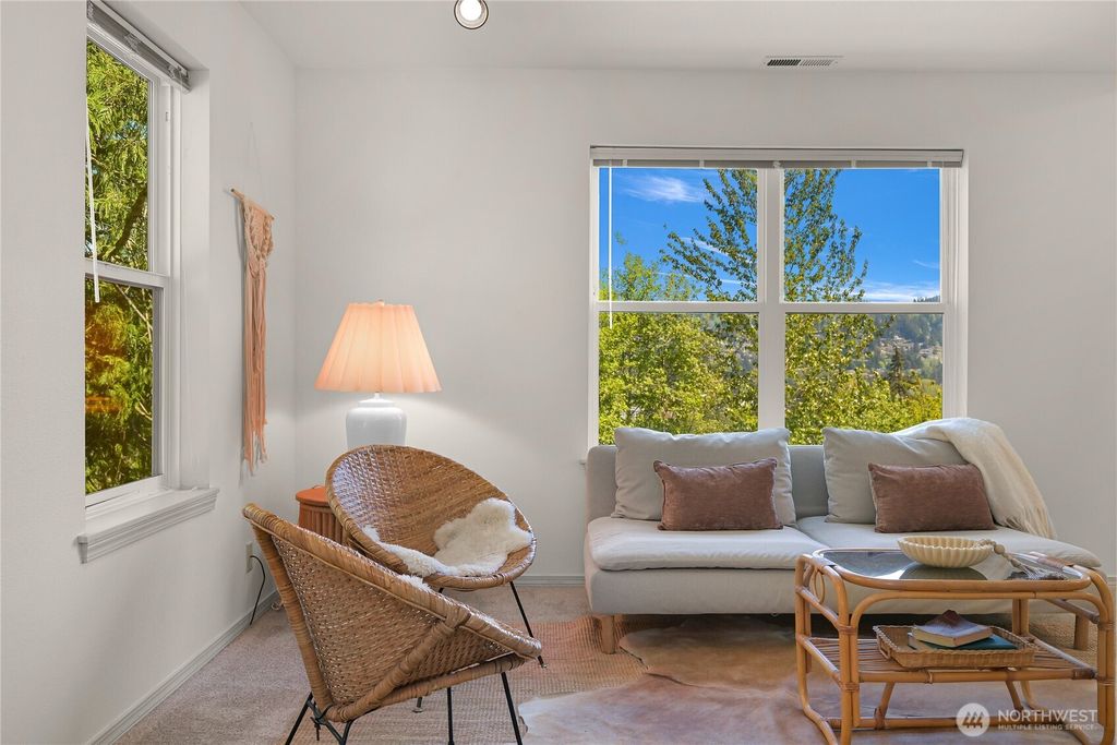 Photo of 808 20th ST #208, Bellingham, WA 98226 (MLS # 2519125)