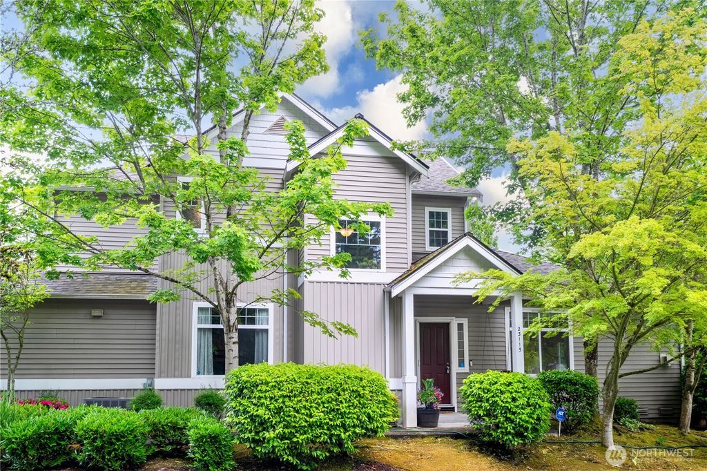 Photo of 23115 NE 8th Place, Sammamish, WA 98074 (MLS # 2384966)