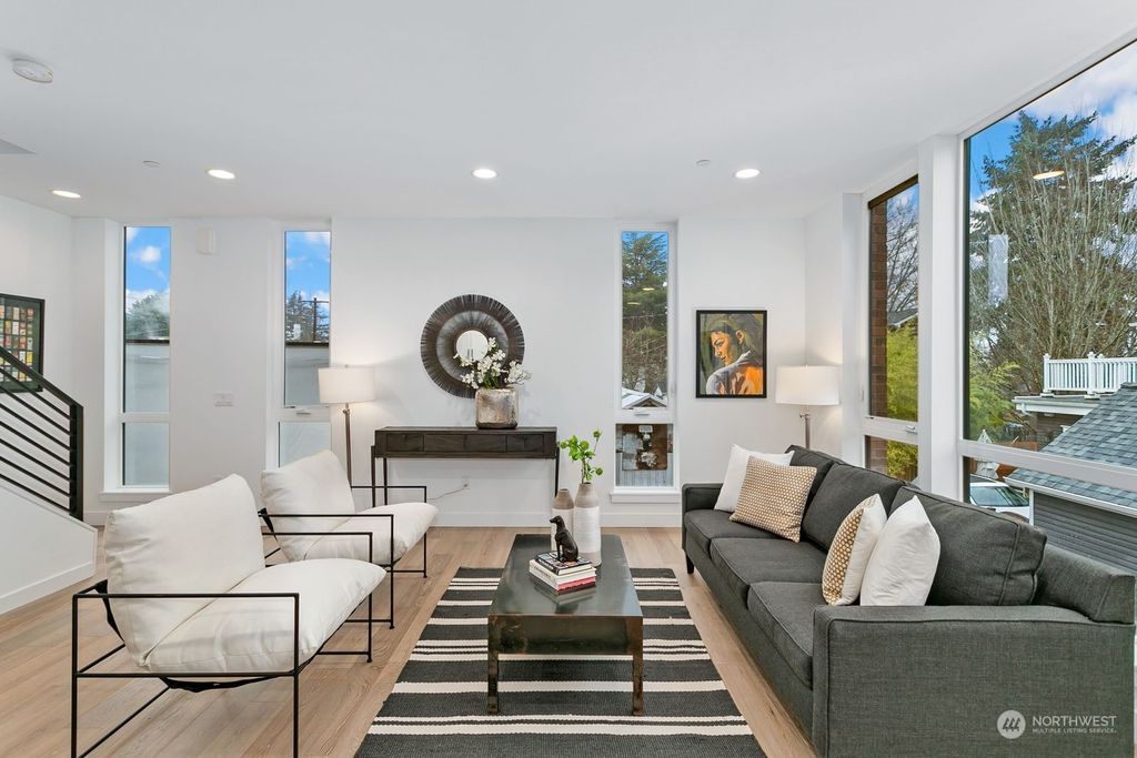 Photo of 1132 34th Avenue #D, Seattle, WA 98122 (MLS # 2023244)