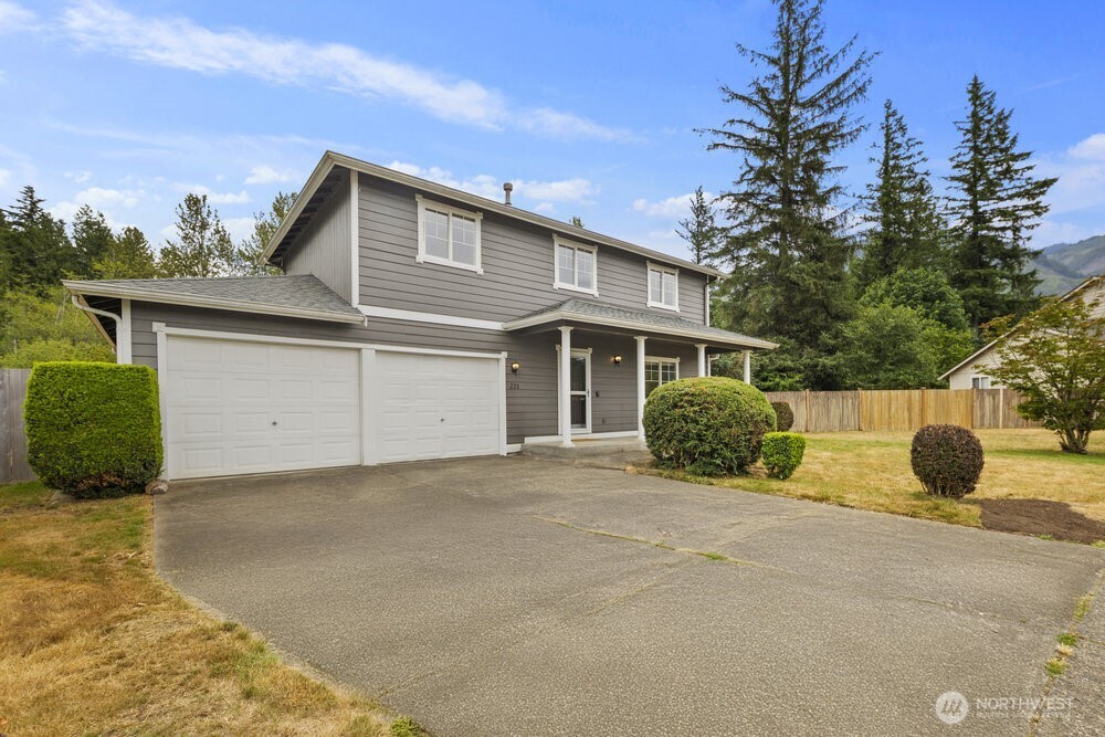 228 Amanda Avenue
