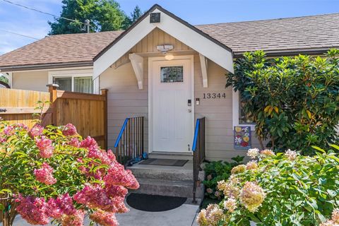 Photo of 13344 56th Avenue S, Tukwila, WA 98178 (MLS # 2515791)