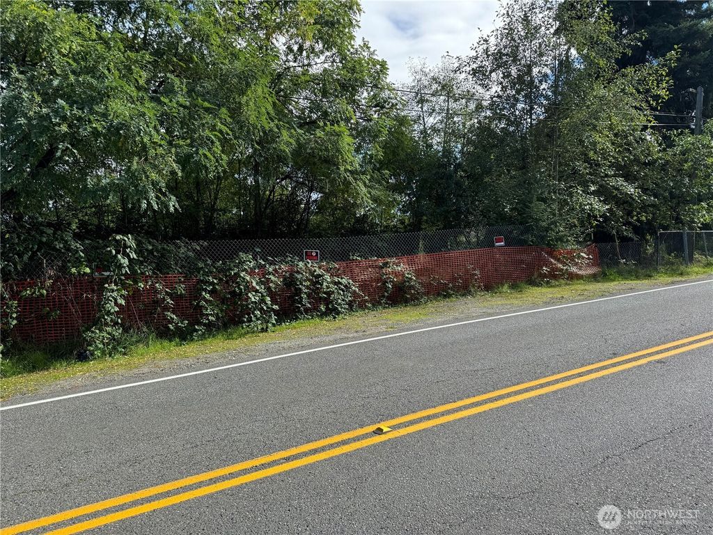 Photo of 10616 8 Avenue S, Seattle, WA 98168 (MLS # 2421330)