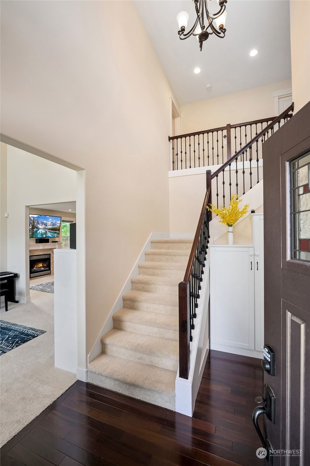 Photo of 15047 75th Avenue NE, Kenmore, WA 98028 (MLS # 2132221)