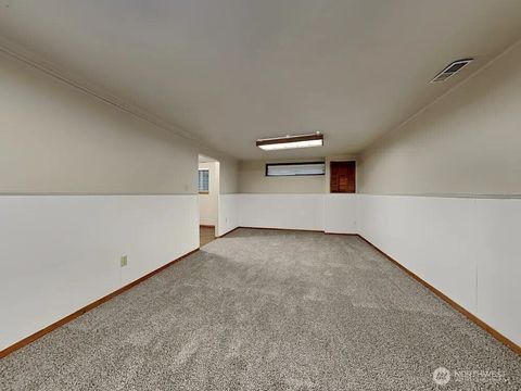 Photo of 621 S 301st St #1, Federal Way, WA 98003 (MLS # 2507207)