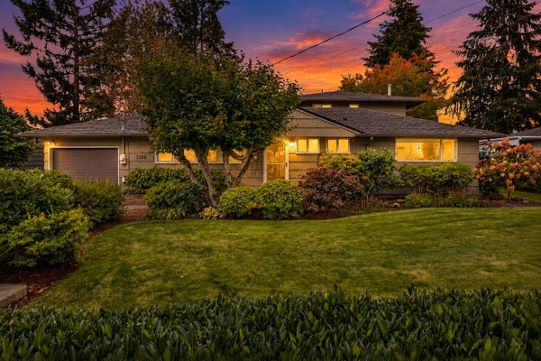 3566 SUNSET DR W, UNIVERSITY PLACE, WA 98466 - Image d4df519d2a20d4d2647631aeb7dc8083/1624456370