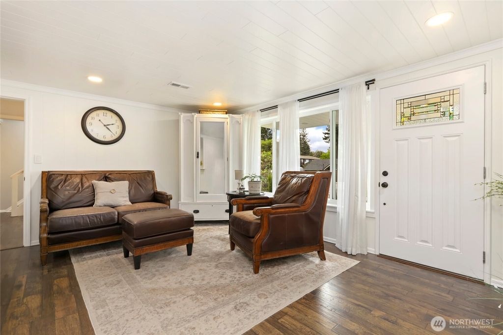 Photo of 23801 54th Avenue W, Mountlake Terrace, WA 98043 (MLS # 2437842)
