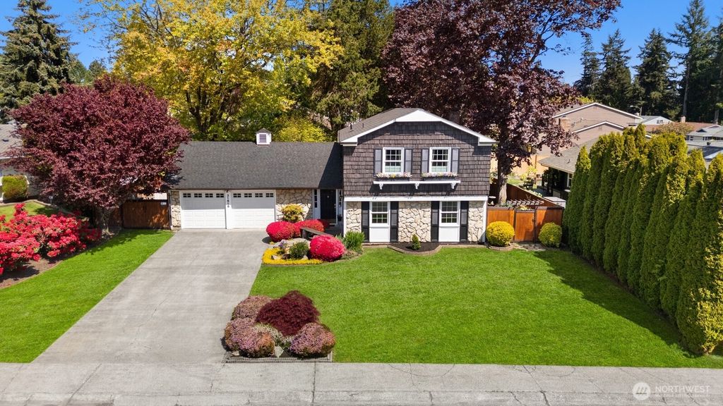 Photo of 31616 40th Avenue SW, Federal Way, WA 98023 (MLS # 2367322)