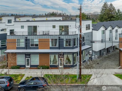 Photo of 7118 Beacon Avenue S #B, Seattle, WA 98108 (MLS # 2490152)