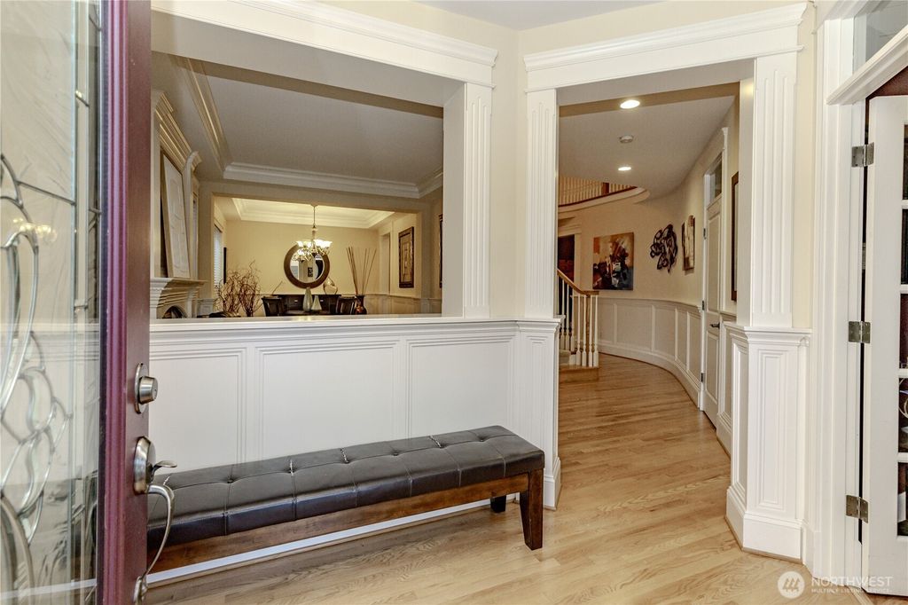 Photo of 1829 SE 8th Place, Renton, WA 98057 (MLS # 2476646)