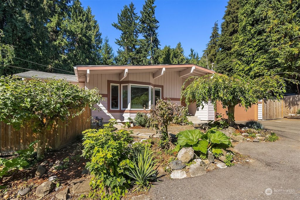 Photo of 23518 34th Avenue W, Brier, WA 98036 (MLS # 2216330)