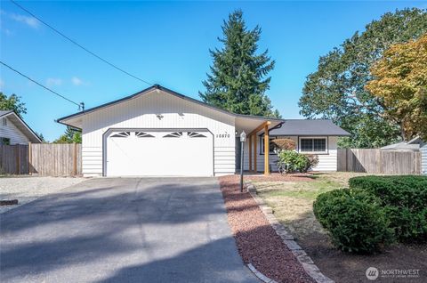 Photo of 10870 SW 110th Avenue, Lakewood, WA 98498 (MLS # 2435007)