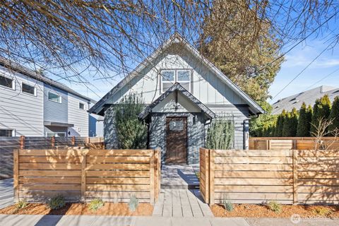 1048 S Donovan Street, Seattle, WA 98108 - MLS#: 2332674