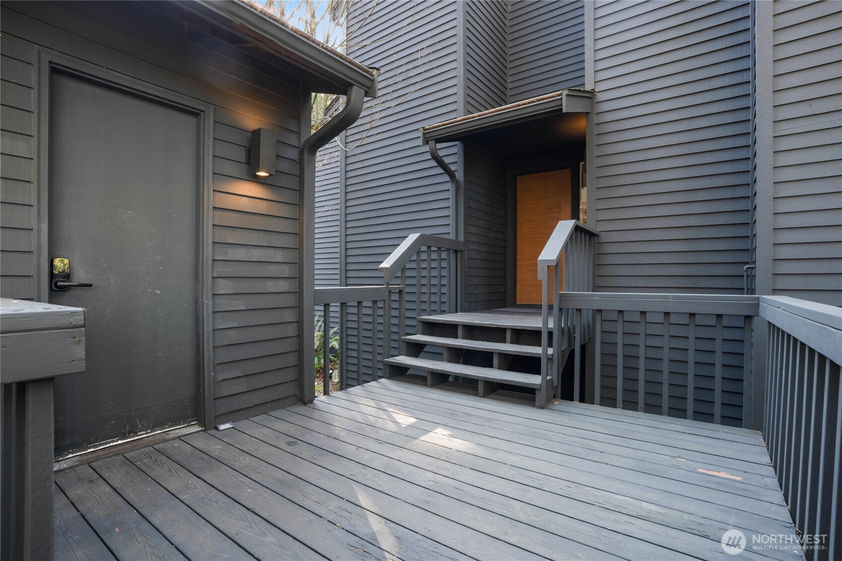 201 E Country Club Drive