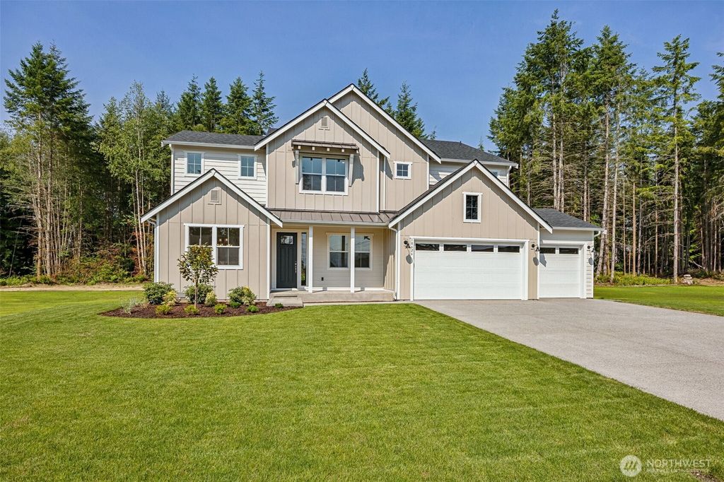 Photo of 10626 132nd Avenue NE #19, Lake Stevens, WA 98258 (MLS # 2348344)