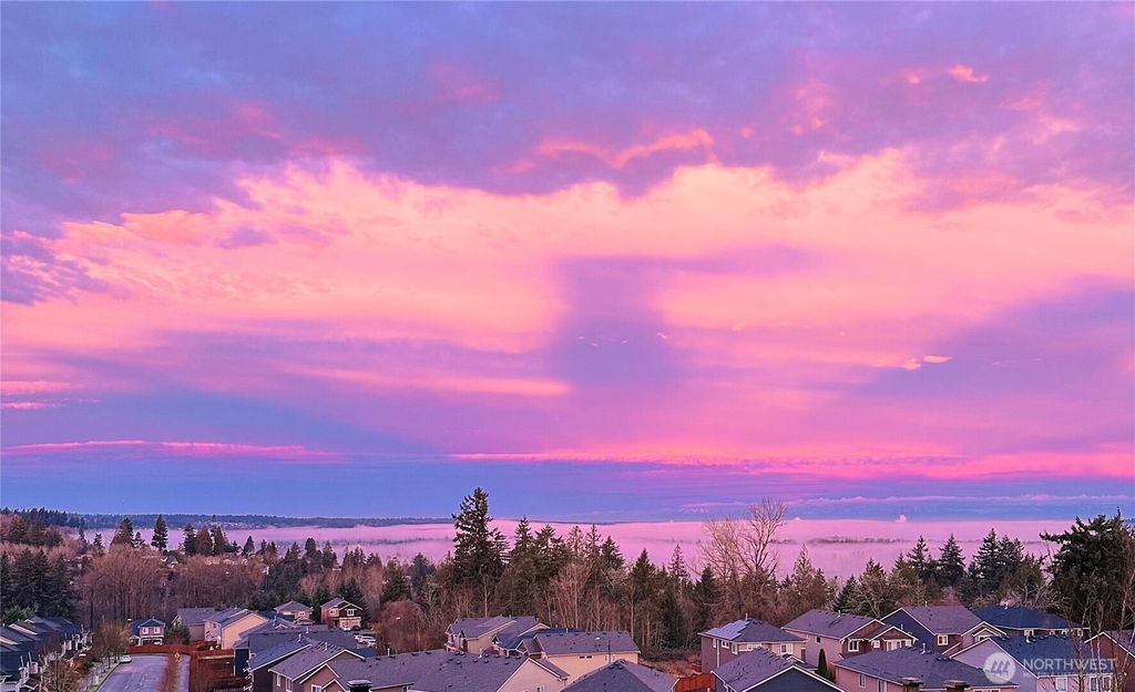 Photo of 1320 34th Street SE, Puyallup, WA 98372 (MLS # 2467517)